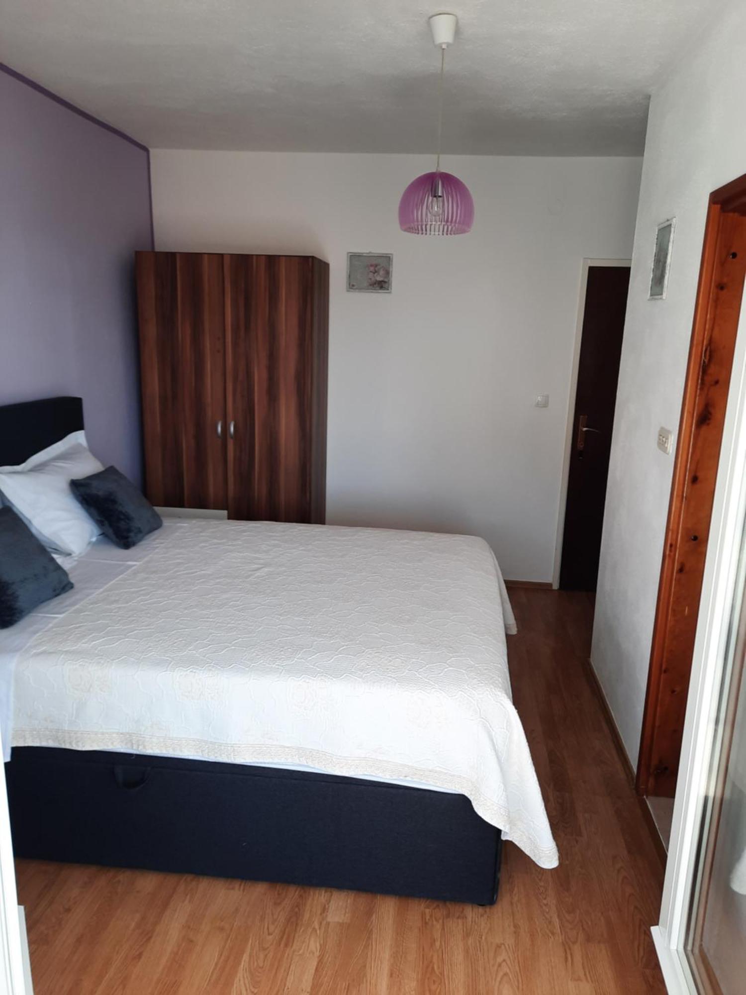 Apartments Marjanovic Bol Phòng bức ảnh