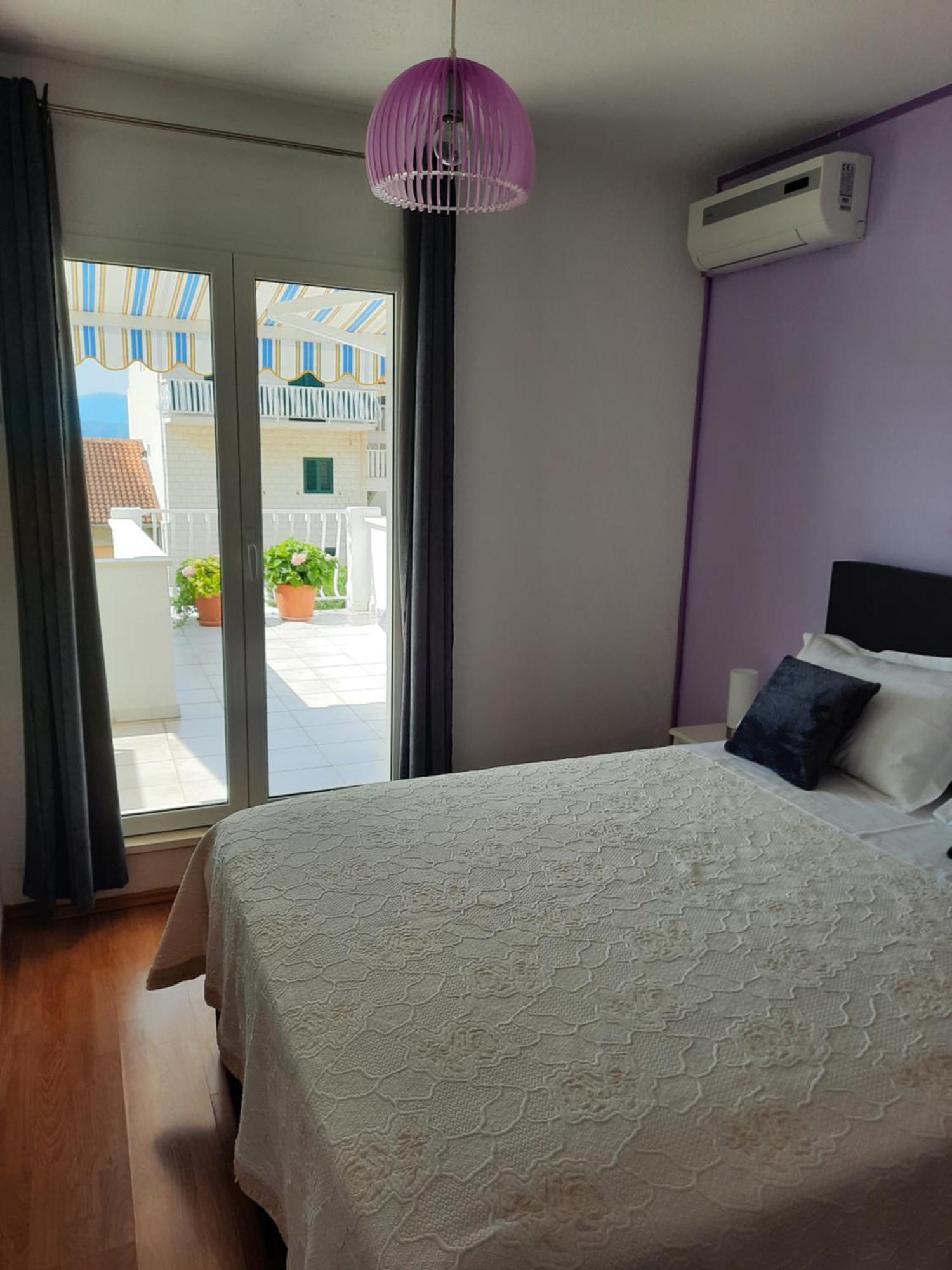 Apartments Marjanovic Bol Phòng bức ảnh